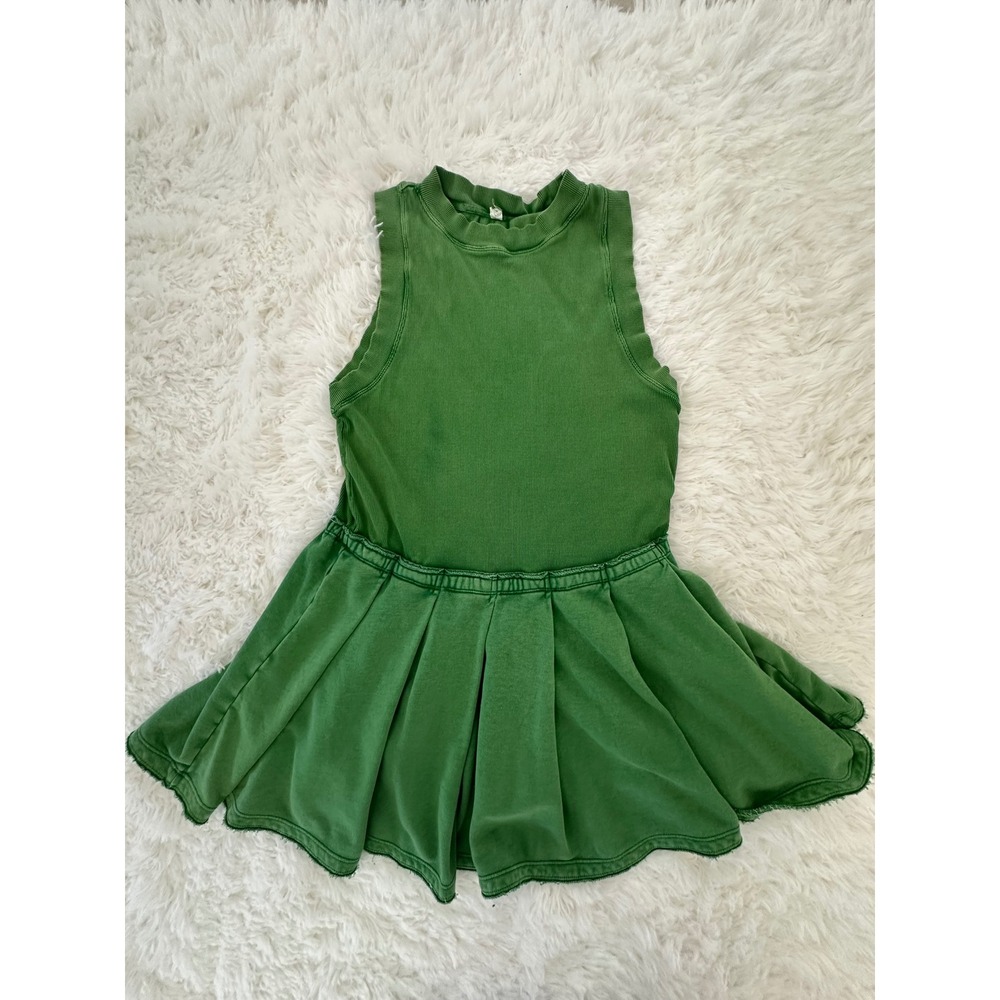 Green Sleeveless Midi Dress